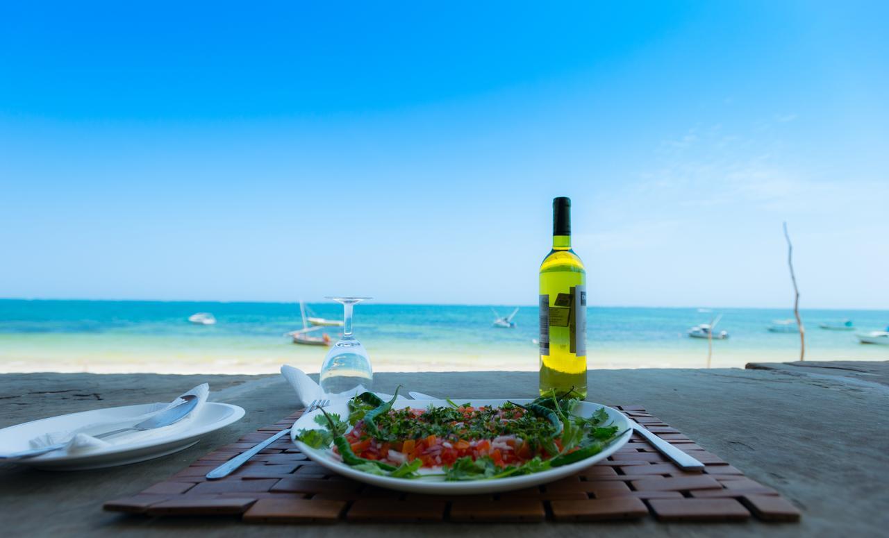 Ziwa Beach Resort Bamburi Exterior foto